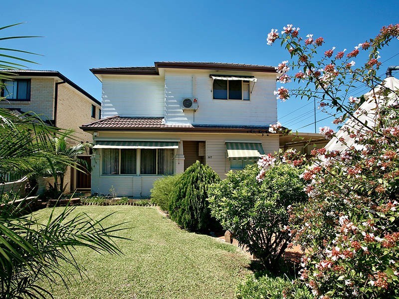 367 Blaxcell Street, Granville NSW 2142
