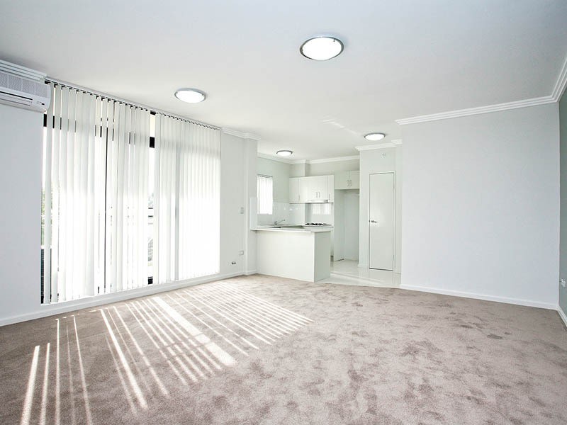 4/130 Station Street, Wentworthville NSW 2145