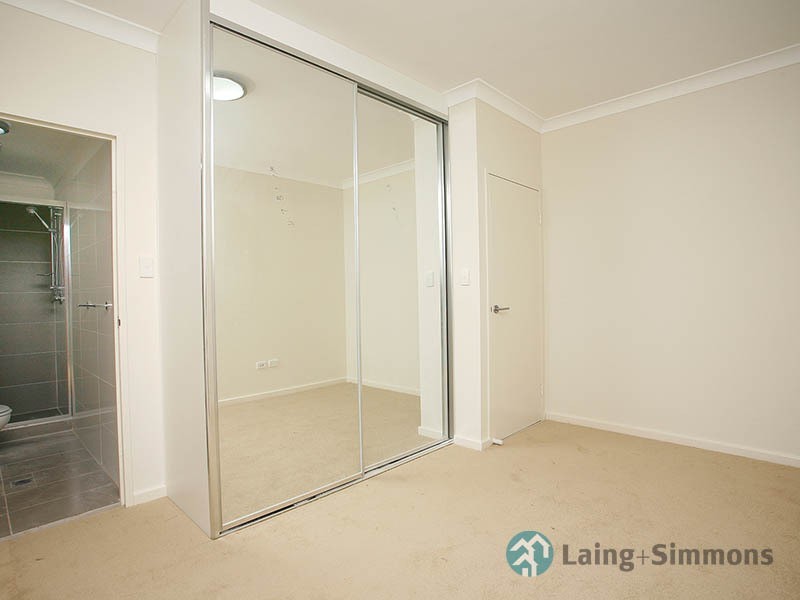 2/57-61 The Esplanade, Guildford NSW 2161