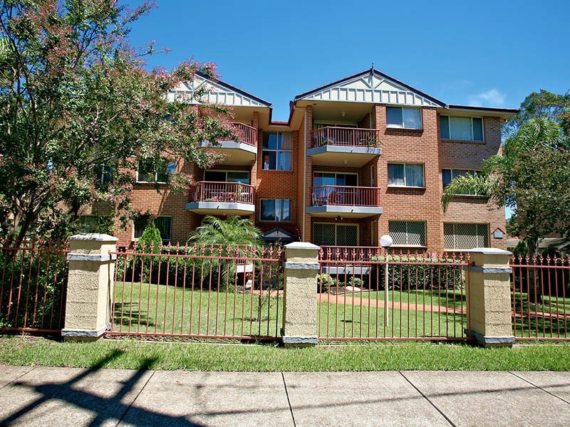 42/17-23 Addlestone Road, Merrylands NSW 2160