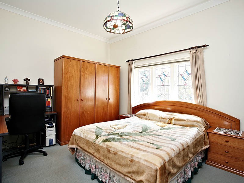 15 Talbot Road, Guildford NSW 2161