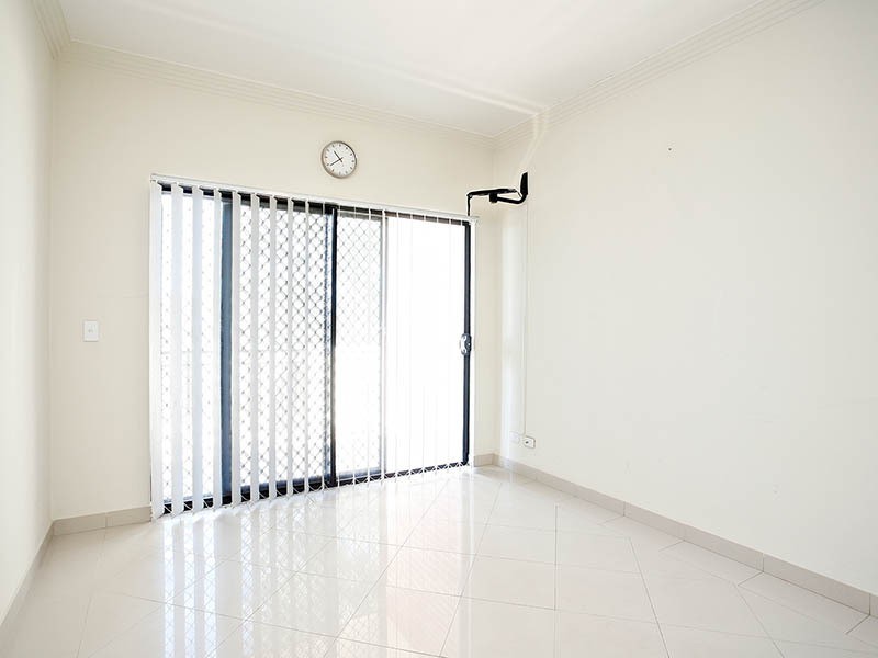 9/335-339 Blaxcell Street, Granville NSW 2142