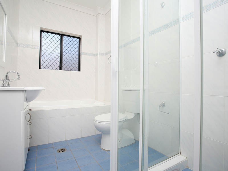 9/335-339 Blaxcell Street, Granville NSW 2142