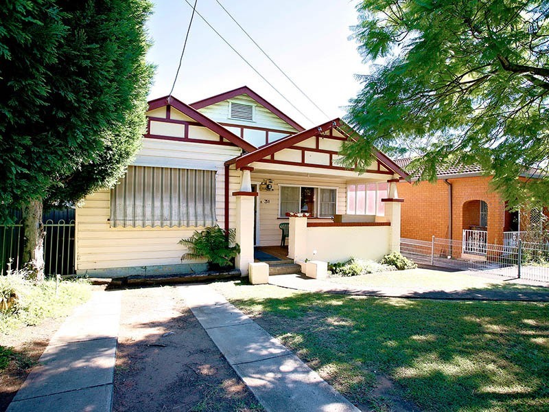 31 Station Street, Guildford NSW 2161