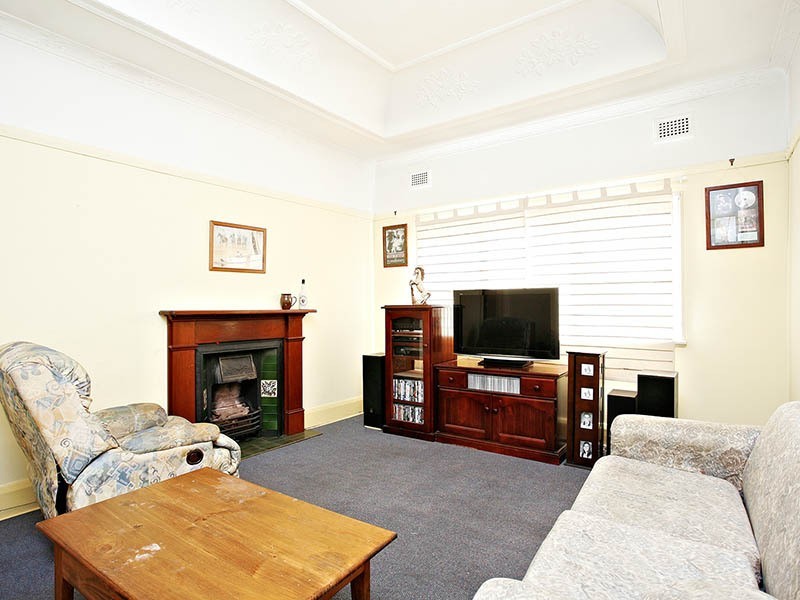 31 Station Street, Guildford NSW 2161