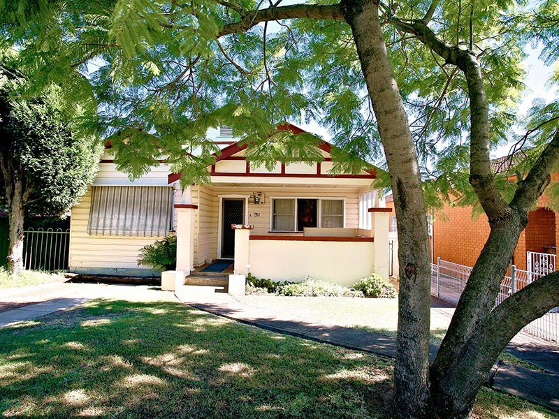 31 Station Street, Guildford NSW 2161
