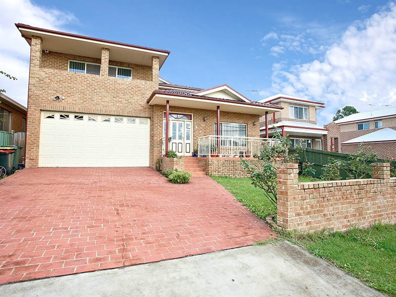 8 Cleone Street, Guildford NSW 2161