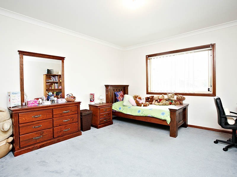 8 Cleone Street, Guildford NSW 2161