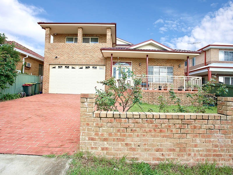 8 Cleone Street, Guildford NSW 2161