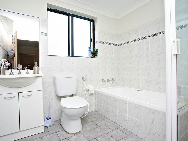 2/318 Railway Terrace, Guildford NSW 2161