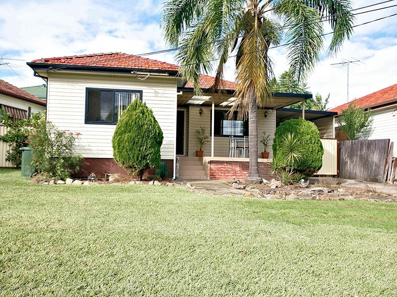 69 Queen Street, Guildford NSW 2161