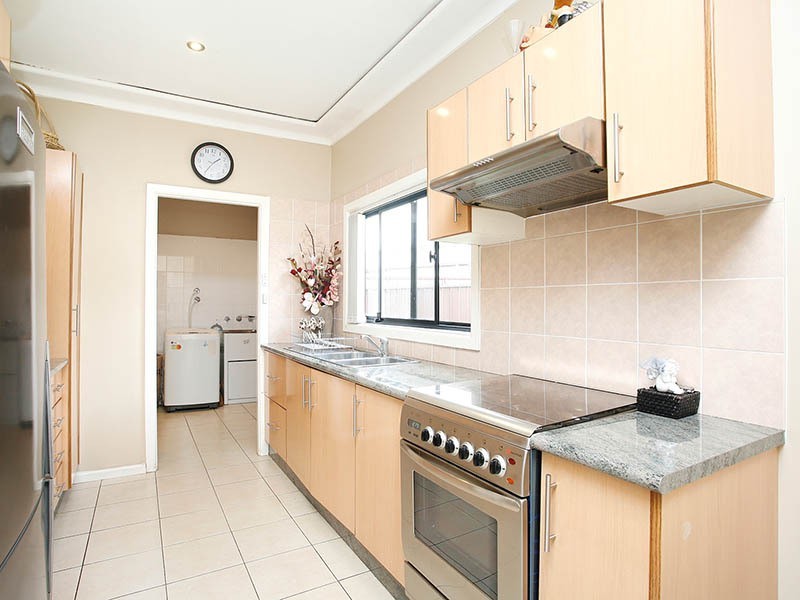 69 Queen Street, Guildford NSW 2161