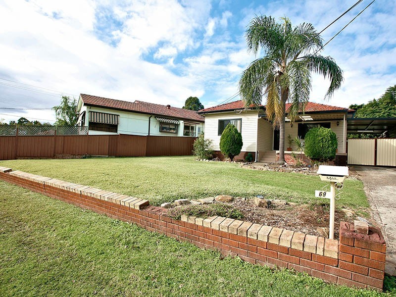 69 Queen Street, Guildford NSW 2161