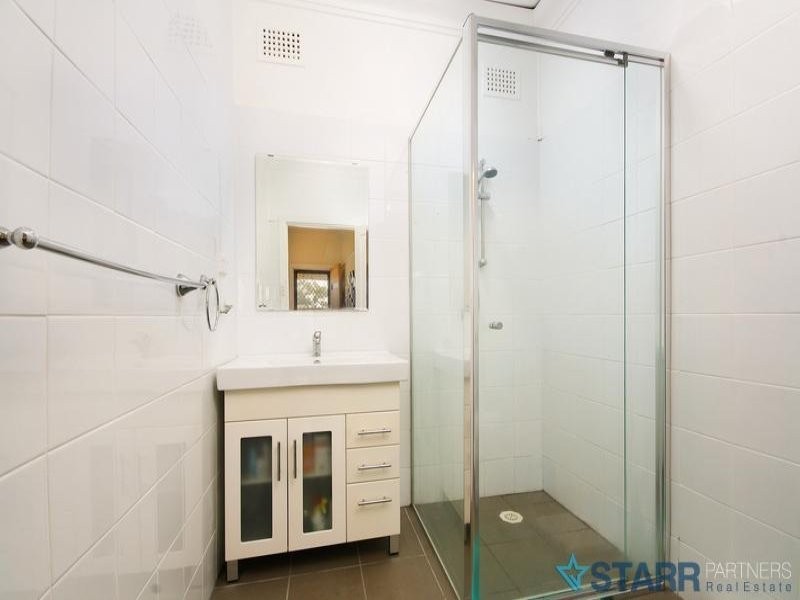 9 Binda Street, Merrylands NSW 2160