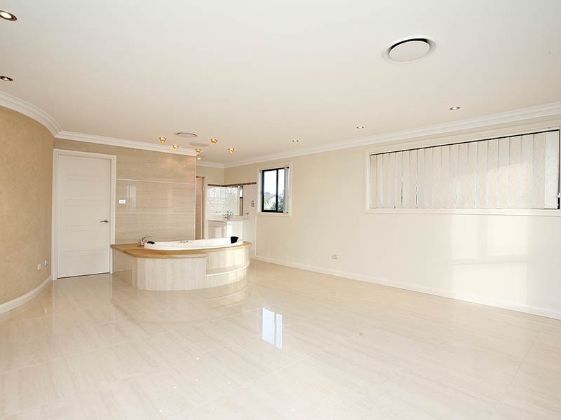 2 Mountview Avenue, Chester Hill NSW 2162