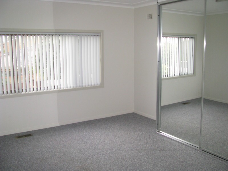 10 Slapp, Merrylands West NSW 2160