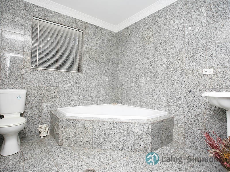 43 Malvern Avenue, Merrylands NSW 2160