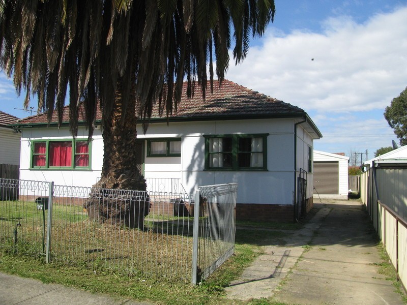 77 Whitaker Street, Old Guildford NSW 2161