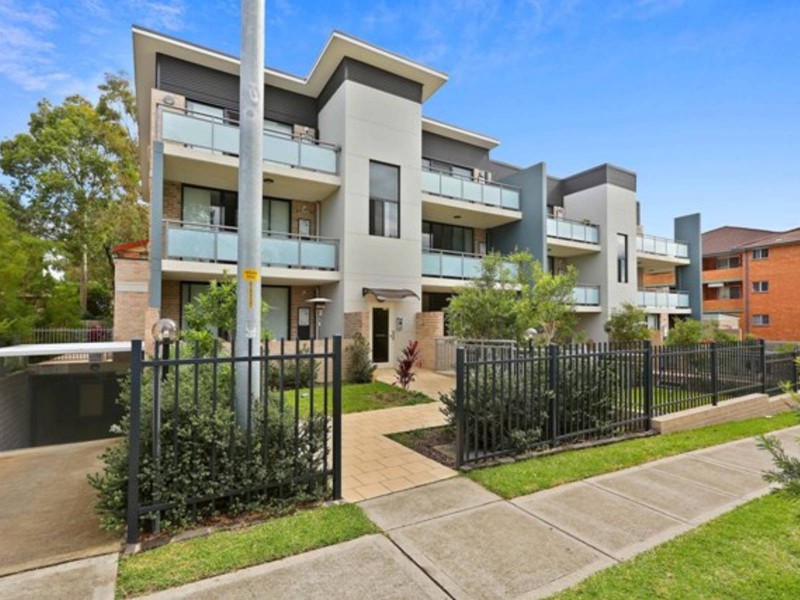 9/57-61 The Esplanade, Guildford NSW 2161