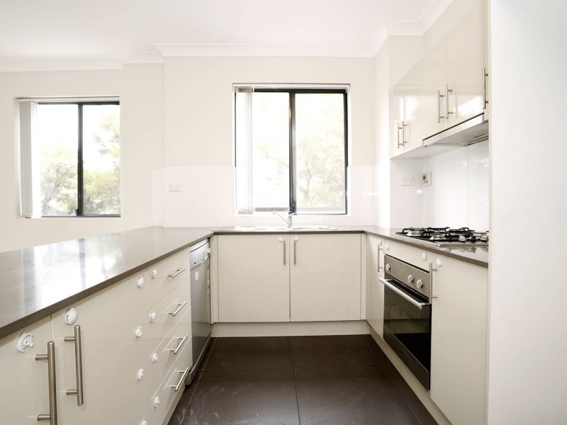 9/57-61 The Esplanade, Guildford NSW 2161