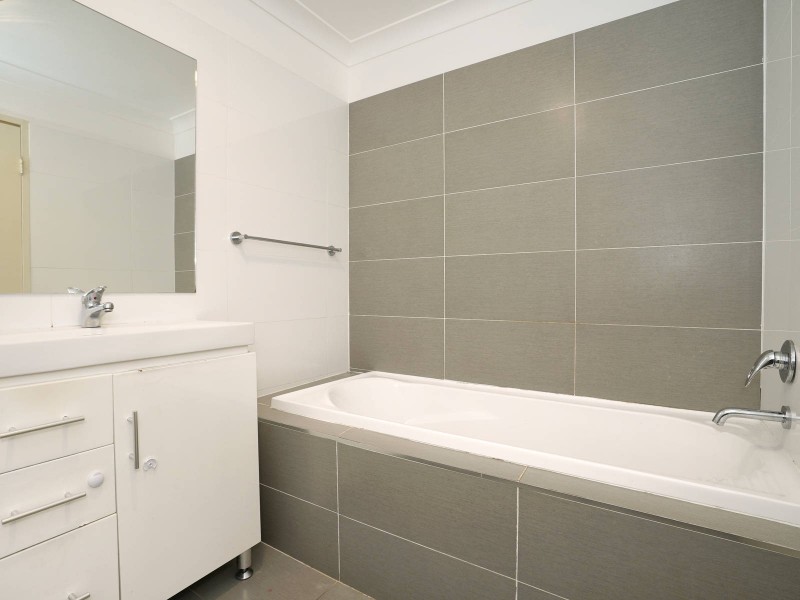 9/57-61 The Esplanade, Guildford NSW 2161