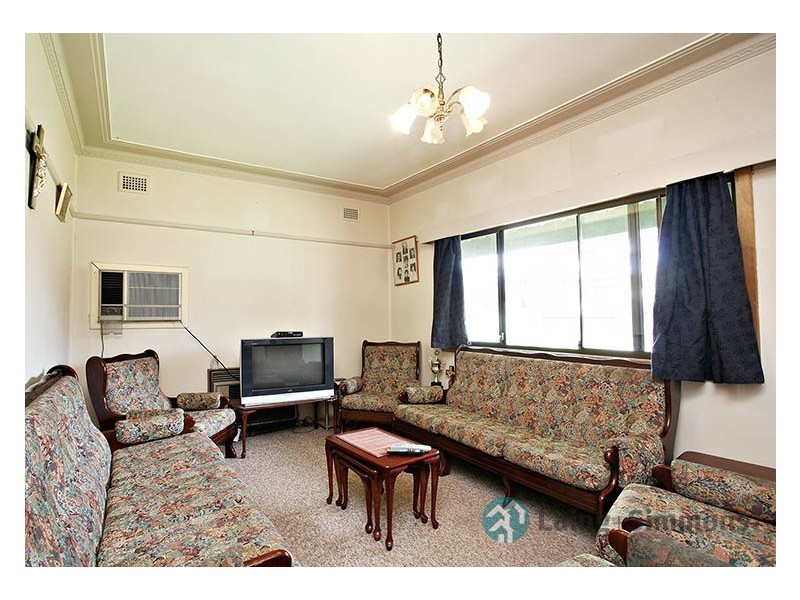 35 Targo Road, Pendle Hill NSW 2145