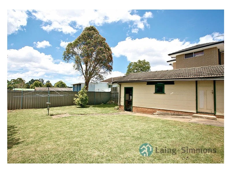 35 Targo Road, Pendle Hill NSW 2145