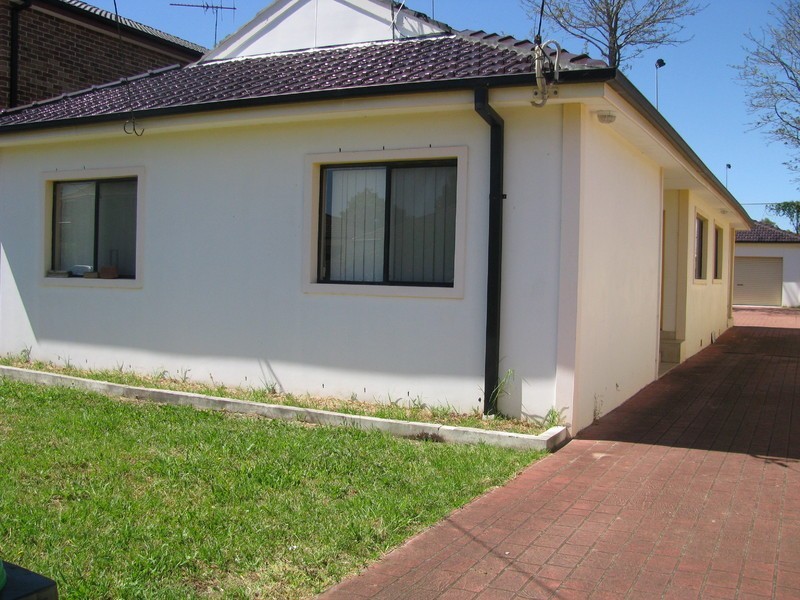 4 Lackey street, Granville NSW 2142