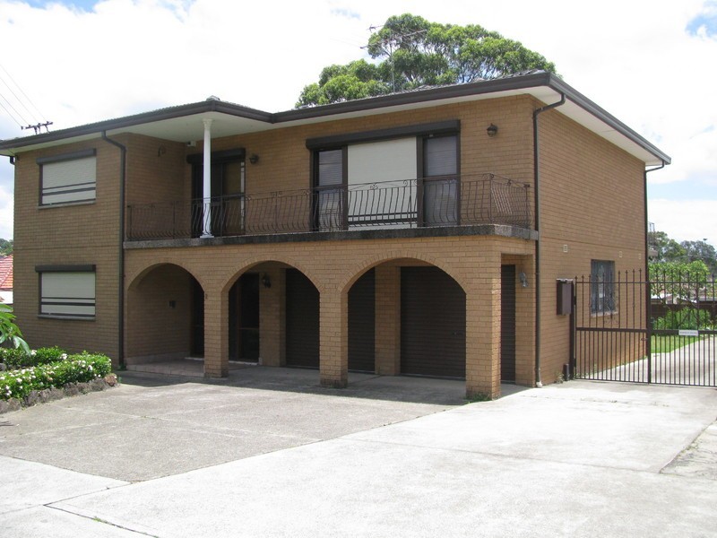 2 Doughlas Street, Merrylands NSW 2160