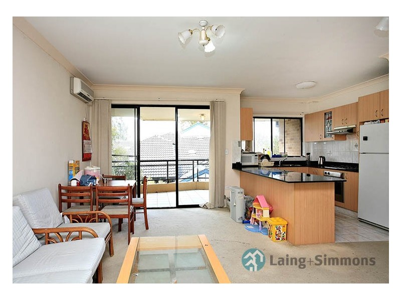 8/18-20 Blaxcell Street, Granville NSW 2142