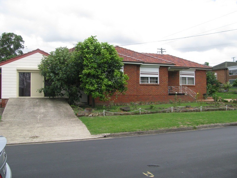 1 San Remo Place, Guildford NSW 2161
