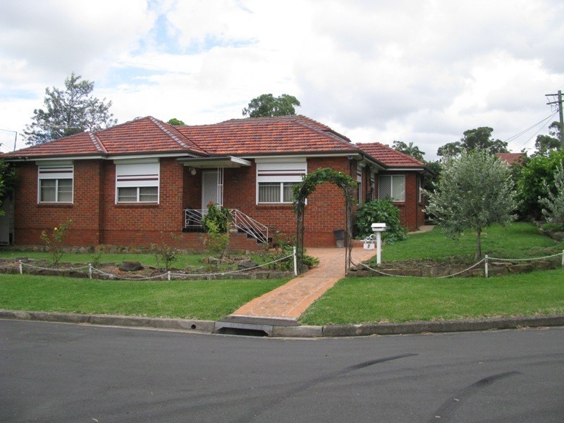1 San Remo Place, Guildford NSW 2161