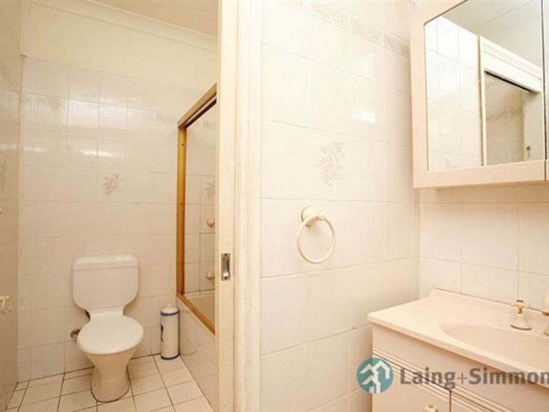 35 Targo Road, Pendle Hill NSW 2145