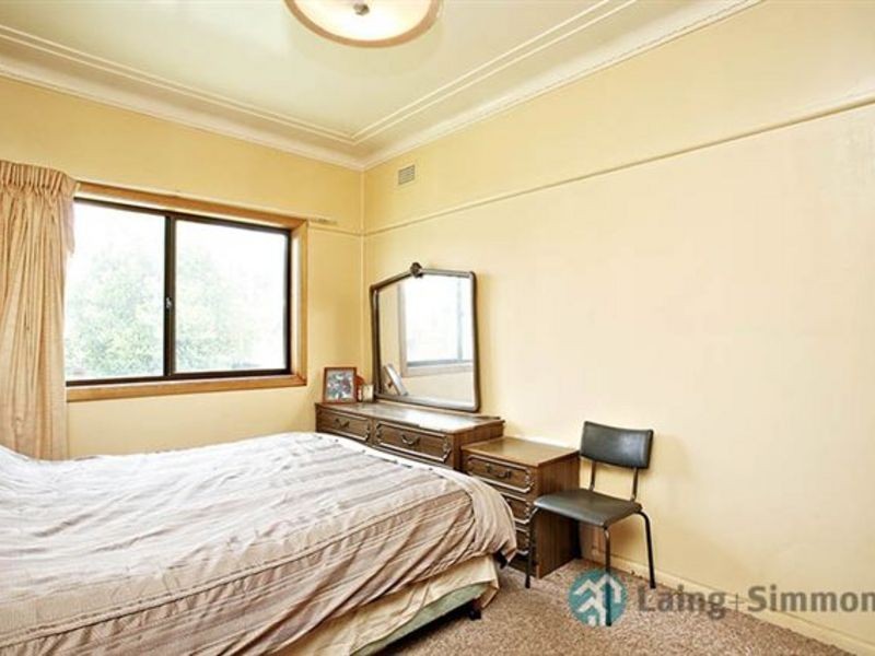 35 Targo Road, Pendle Hill NSW 2145