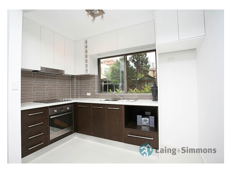 2/33 Campbell Street, Parramatta NSW 2150