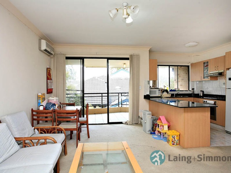 8/18-20 Blaxcell Street, Granville NSW 2142