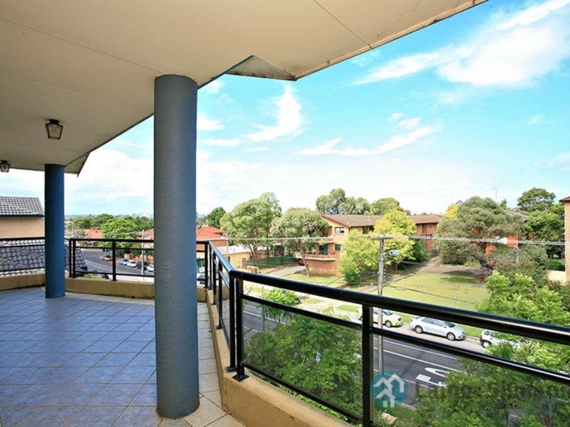 8/18-20 Blaxcell Street, Granville NSW 2142