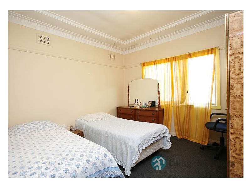 102 Bennalong Street, Merrylands NSW 2160