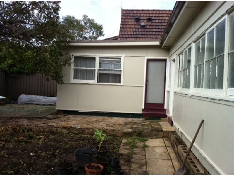 19a Bennalong Street, Granville NSW 2142