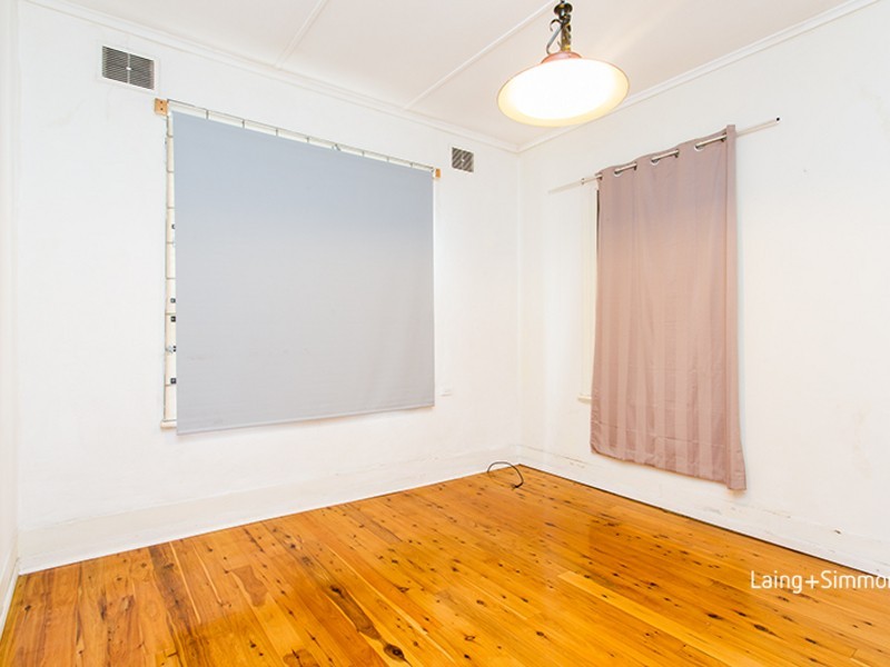 18 Cowper Street, Granville NSW 2142