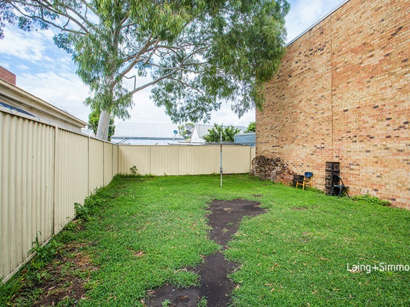 18 Cowper Street, Granville NSW 2142