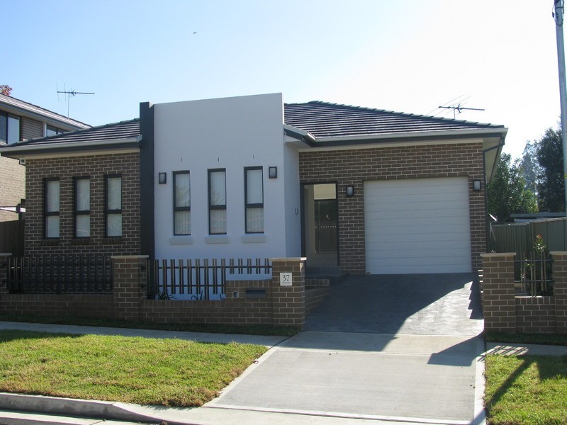 37  Charlotte Street, Merrylands NSW 2160