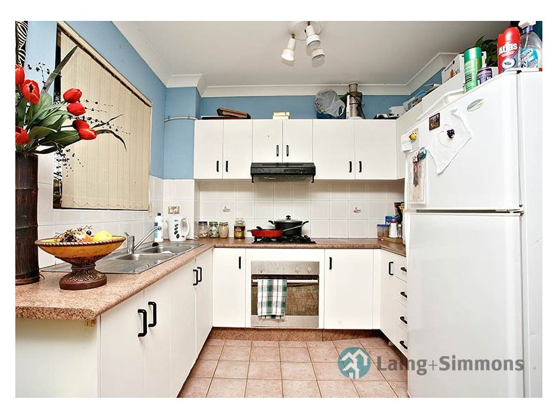 2/64 Clyde Street, Guildford NSW 2161