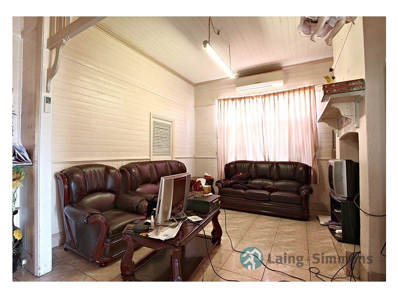 37 Augustus Street, Merrylands NSW 2160