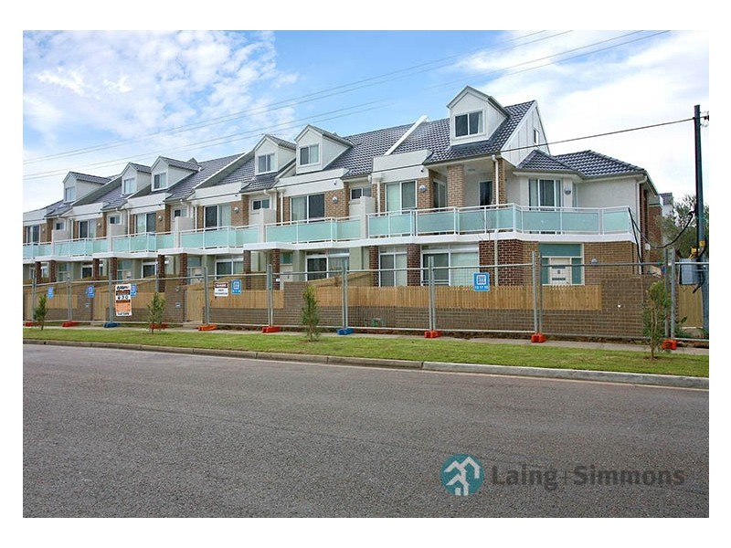 2/25-27 Henry Street, Guildford NSW 2161