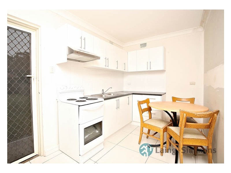 27 West Street, Guildford NSW 2161