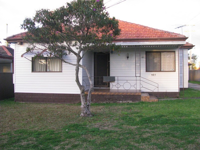 327 Clyde Street, Granville NSW 2142