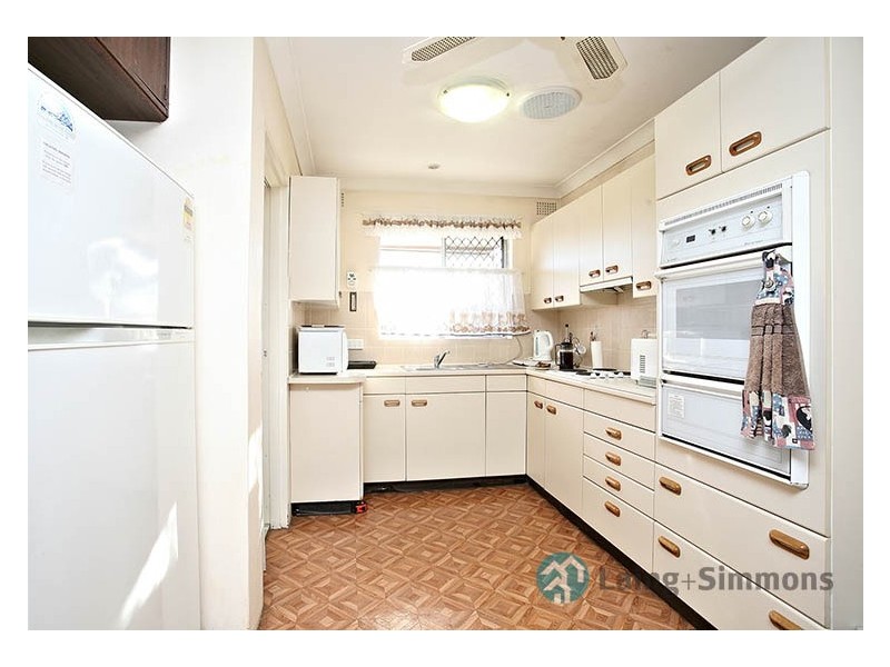 8/33 Blaxcell Street, Granville NSW 2142