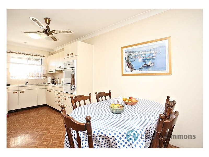8/33 Blaxcell Street, Granville NSW 2142