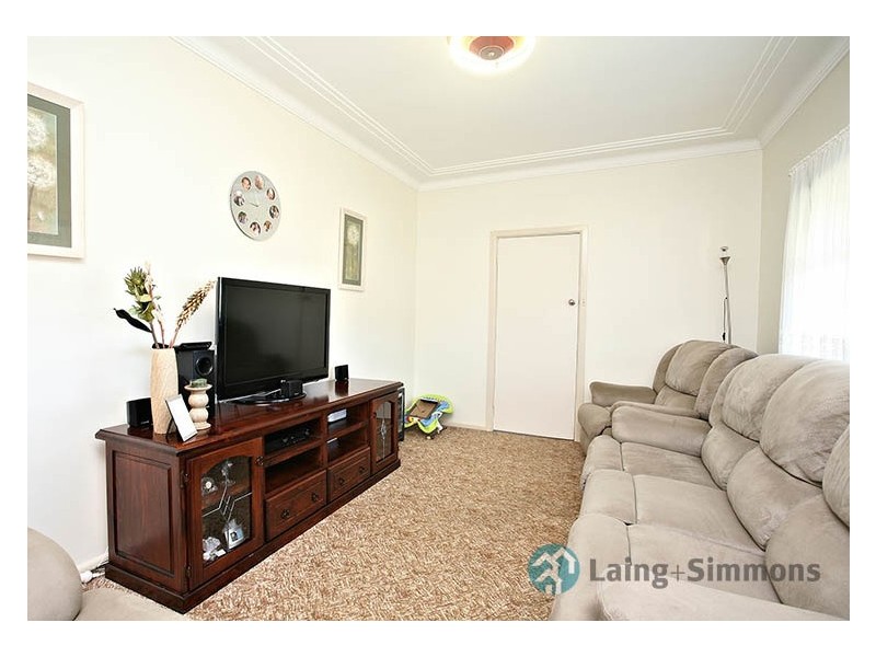 6 Johnstone Street, Guildford NSW 2161